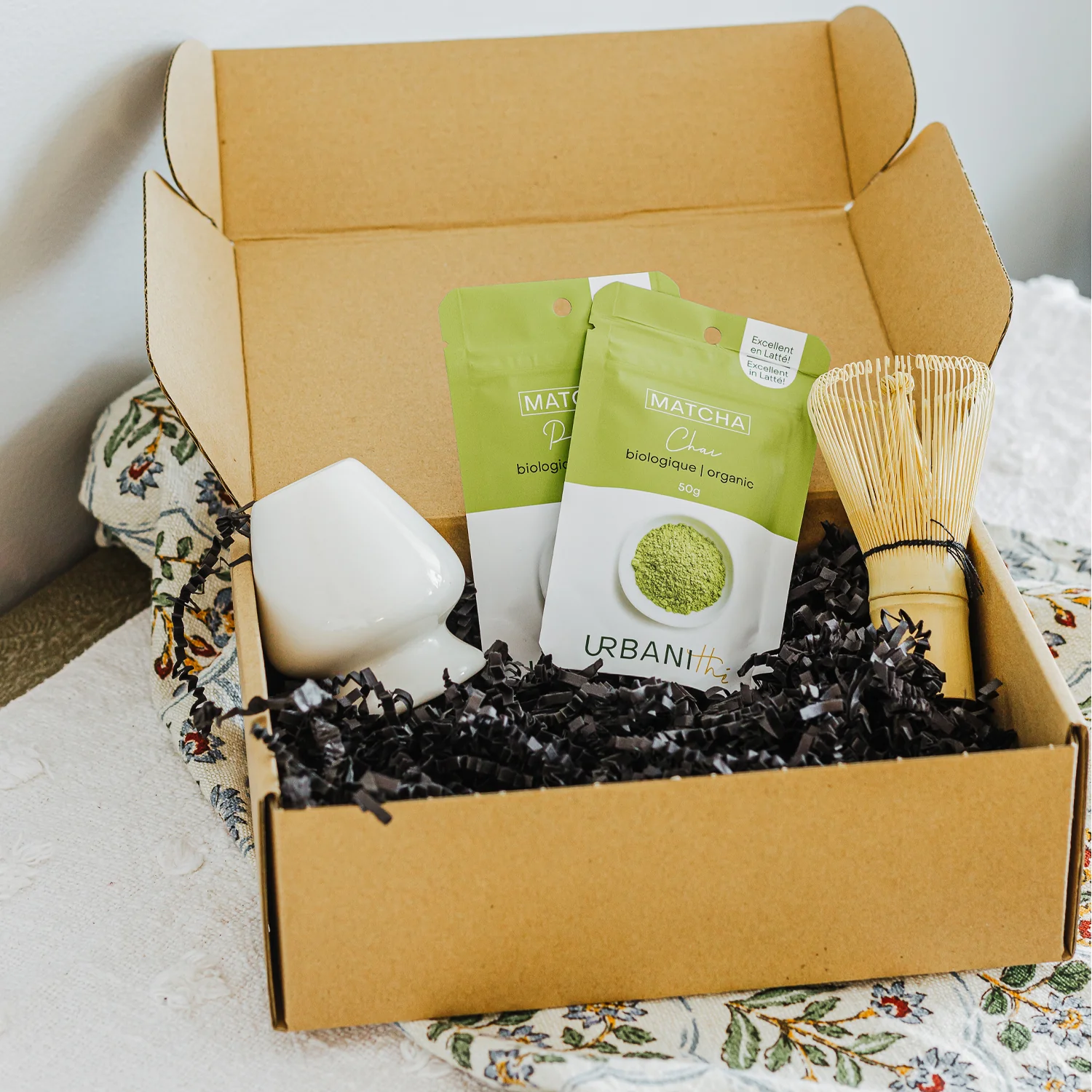 Coffret cadeau matcha Urbanithé avec fouet et accessoires